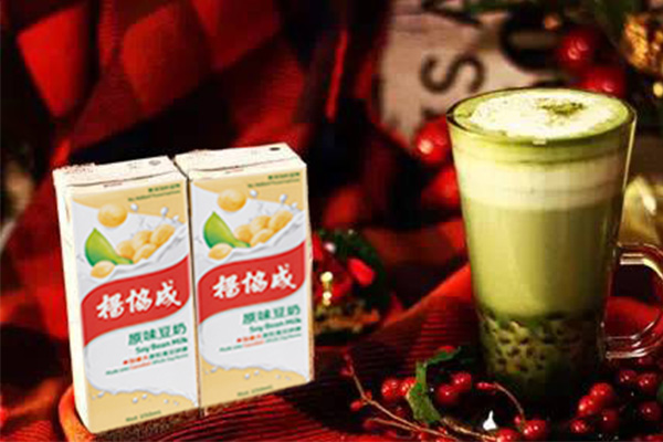 抹茶蜜豆豆奶拿鐵